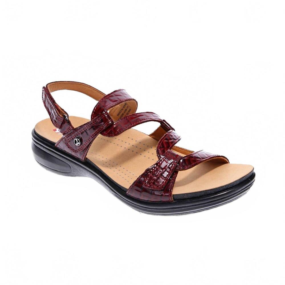 NEW REVERE women's strappy sandals in red croc